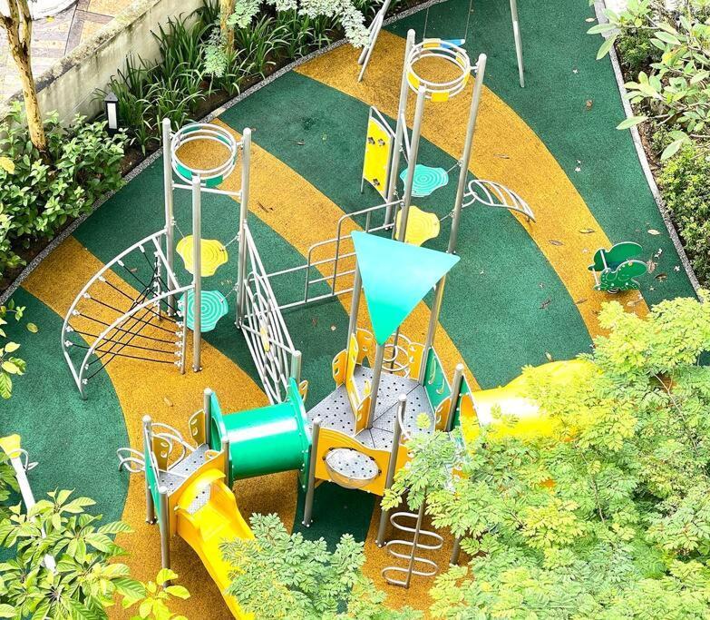 Legoland Jb Aghome Medini 3Room8Pax Bukit Indah Нусаджая Екстериор снимка